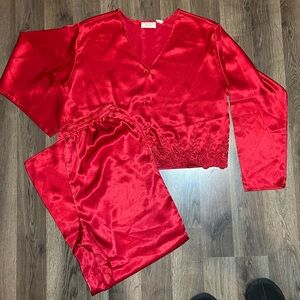 Vintage Victoria's Secret Red Satin Pajama Set large